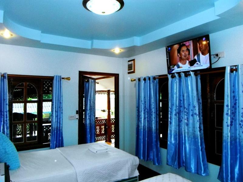 Suksomjai Hotel Rayong Szoba fotó