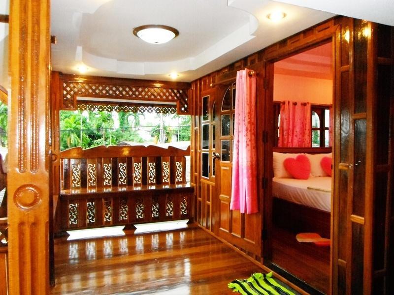 Suksomjai Hotel Rayong Szoba fotó